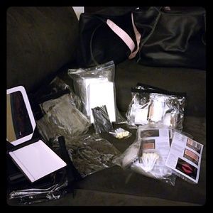 Makeup class in a box! (Lot)
